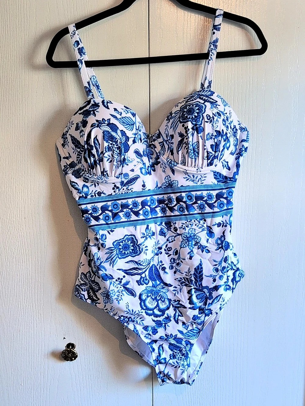 Meet.Curve Blue & White Porcelain Patterned One Piece Swimsuit One-Piece
